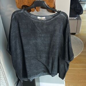 Black Linen Short Sleeve Top